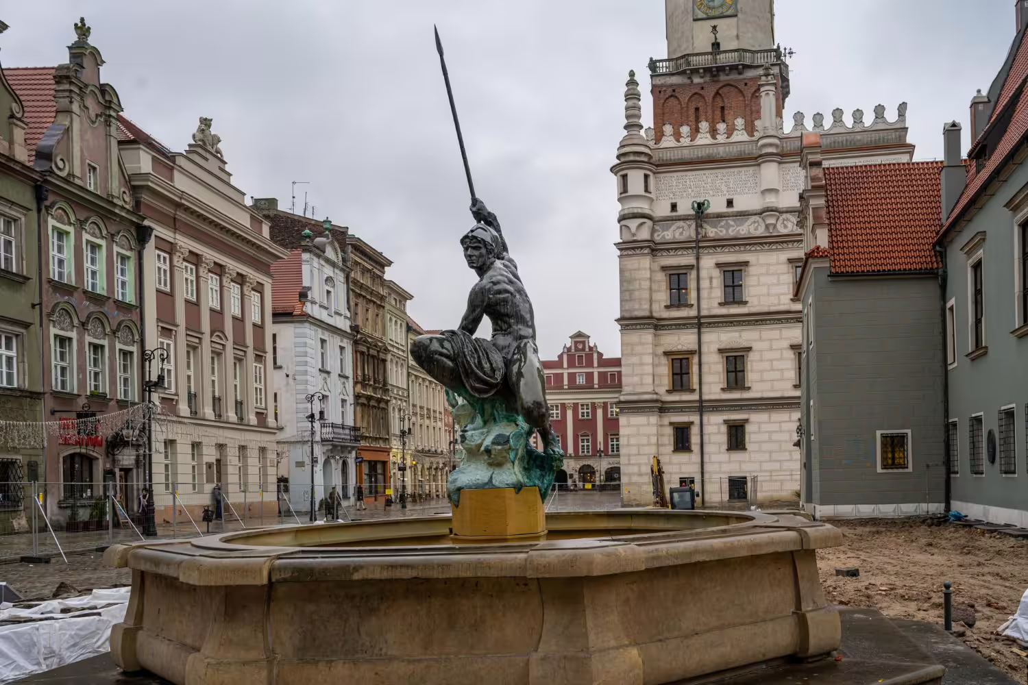 Szkoła Podstawowa nr 1 w Opatowie – Informacje i kontakt